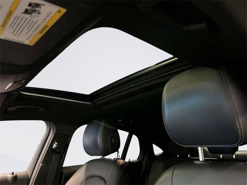 Certified 2022 Mercedes-Benz GLC 300 4MATIC Coupe image 20