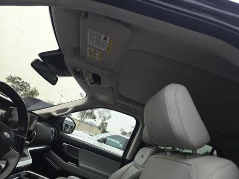 Used 2025 Ford Expedition Max Platinum image 8