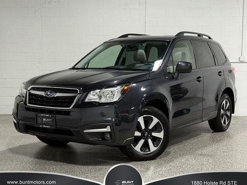 Used 2017 Subaru Forester 2.5i Premium AWD/4WD image 1