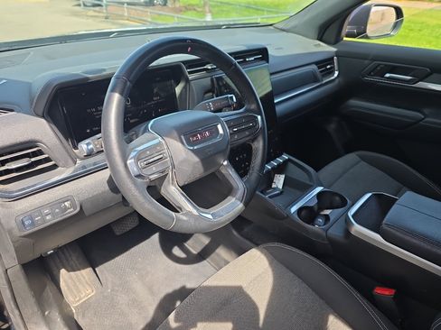 Used 2025 GMC Terrain Elevation image 16