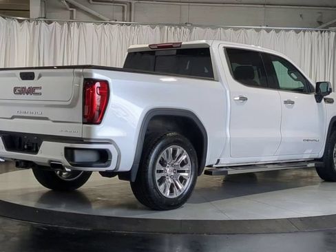 Used 2021 GMC Sierra 1500 Denali AWD/4WD image 10