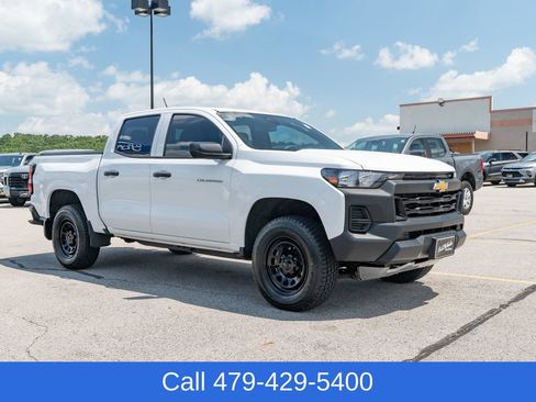 Used 2023 Chevrolet Colorado W/T w/ WT Convenience Package II AWD/4WD image 8