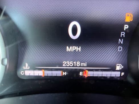 Used 2022 Jeep Renegade Trailhawk w/ Sun/Sound Group AWD/4WD image 8