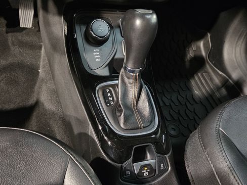 Used 2019 Jeep Compass Limited w/ Safety & Security Group image 32