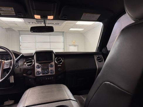 Used 2014 Ford F250 Lariat w/ Chrome Package image 23