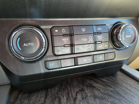 Used 2019 Ford F350 Lariat w/ Lariat Ultimate Package AWD/4WD image 33