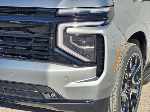 New 2026 Chevrolet Suburban RST w/ RST Capability Package image 6