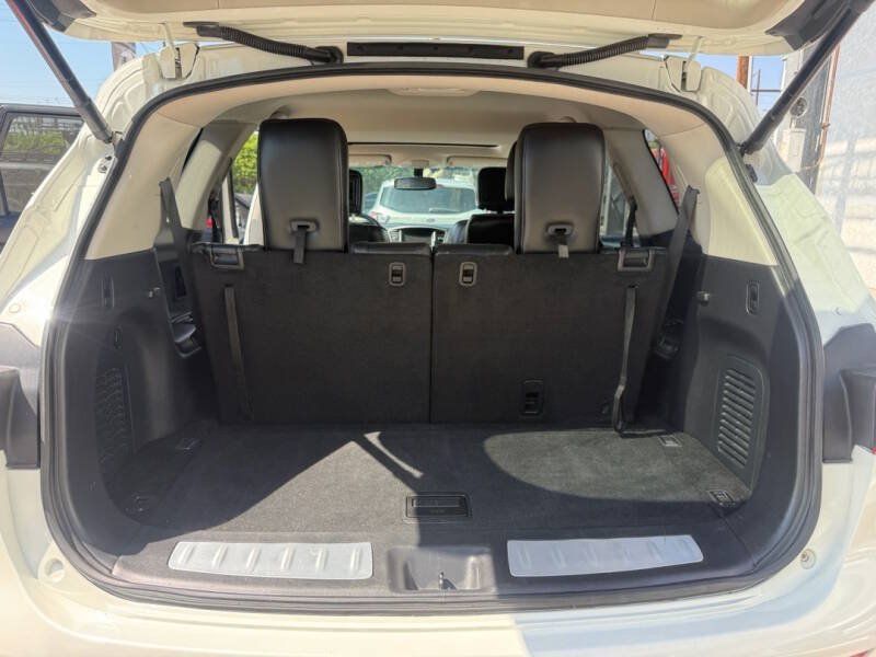 Used 2013 INFINITI JX35 AWD w/ Premium Pkg image 15