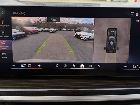 Used 2024 BMW X7 xDrive40i image 73