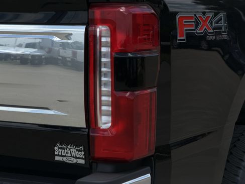 New 2026 Ford F250 King Ranch w/ Chrome Package AWD/4WD image 11