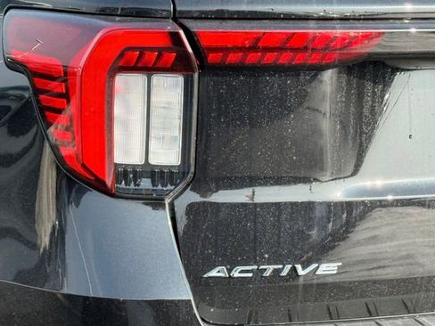New 2026 Ford Explorer Active image 8