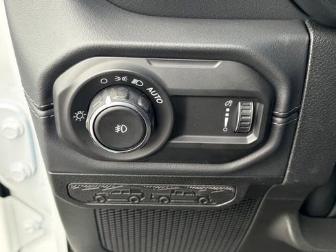 New 2026 Jeep Wrangler Unlimited Sahara AWD/4WD image 27