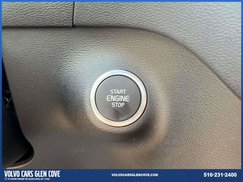 Used 2026 Volvo XC40 B5 Core w/ Protection Package Premier AWD/4WD image 28