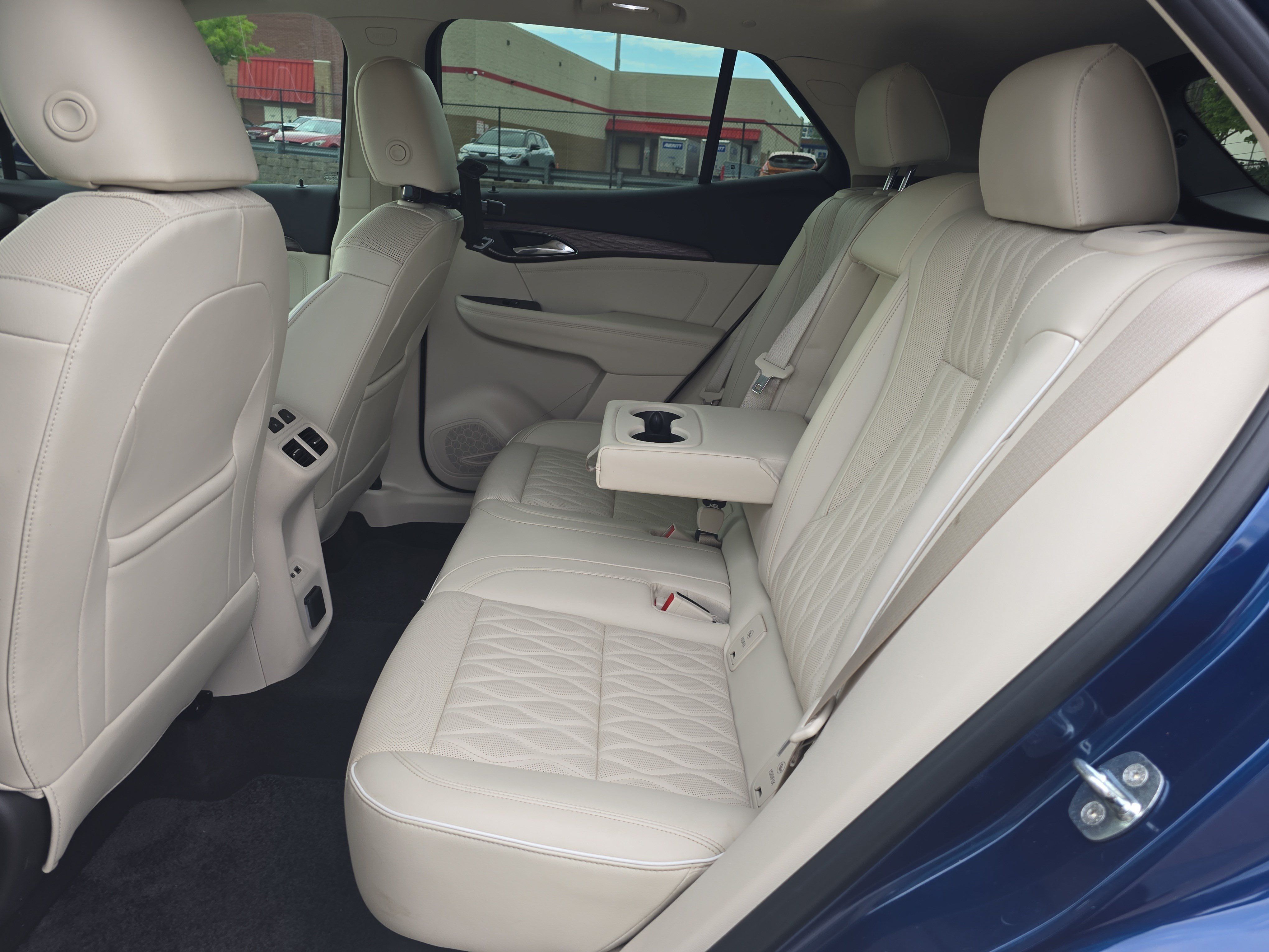 Used 2023 Buick Envision Avenir FWD image 13