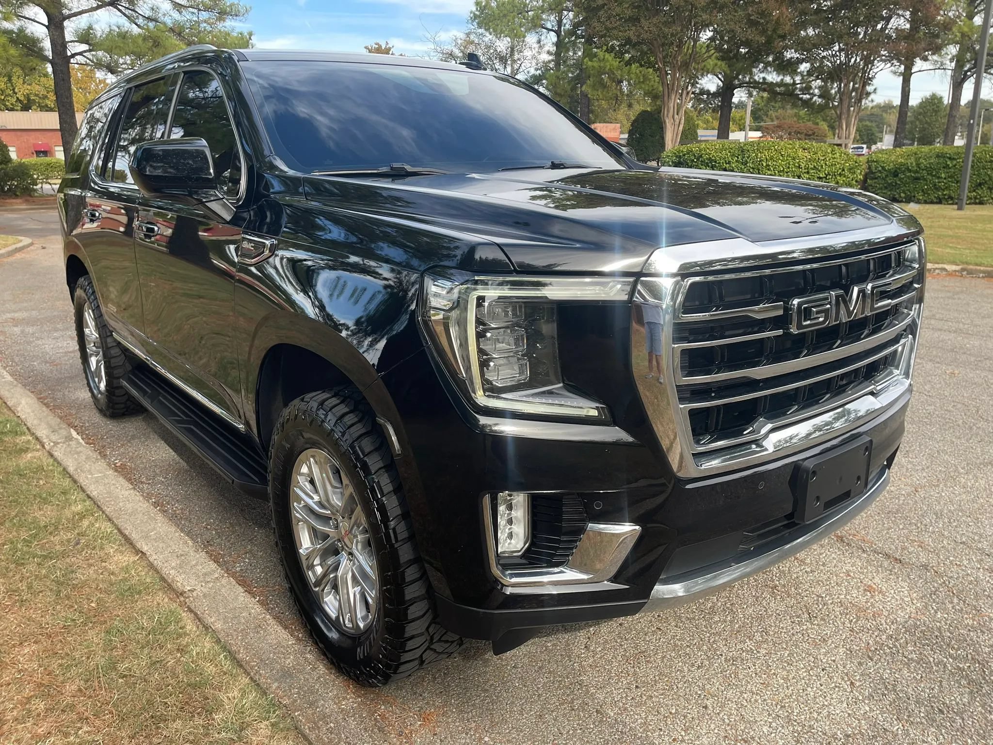 Used 2021 GMC Yukon SLT RWD image 7
