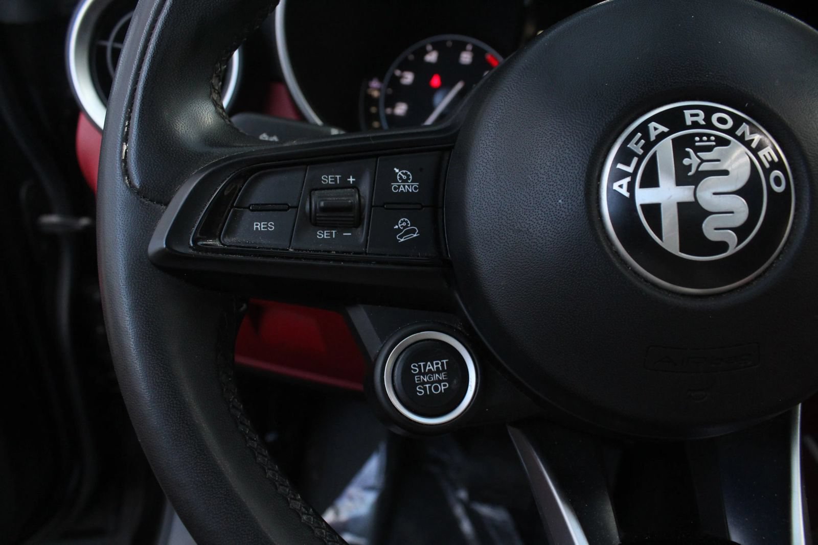 Used 2020 Alfa Romeo Stelvio AWD w/ Cold Weather Package image 28