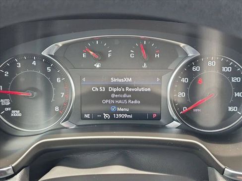 Used 2024 Chevrolet Blazer LT FWD image 11