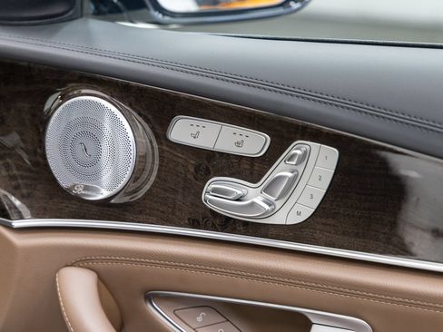 Used 2019 Mercedes-Benz E 63 AMG S image 21
