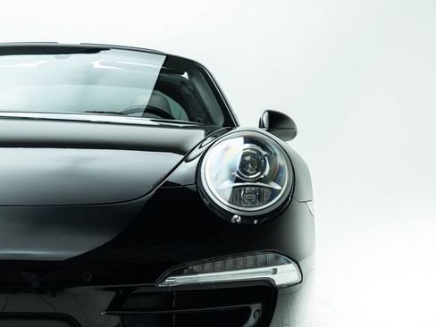 Used 2014 Porsche 911 Targa 4S AWD/4WD image 7