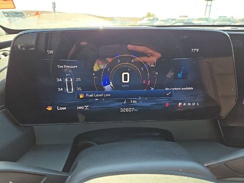 Used 2024 Chevrolet Traverse LT image 42