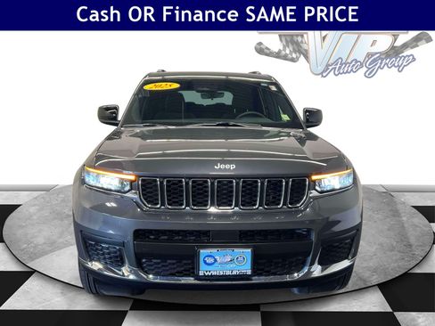 Used 2025 Jeep Grand Cherokee L Laredo AWD/4WD image 4
