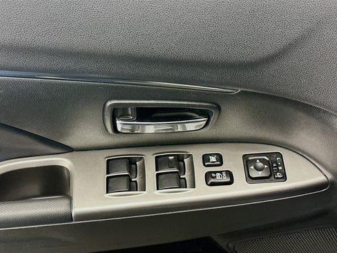 Used 2024 Mitsubishi Outlander Sport SE AWD/4WD image 15
