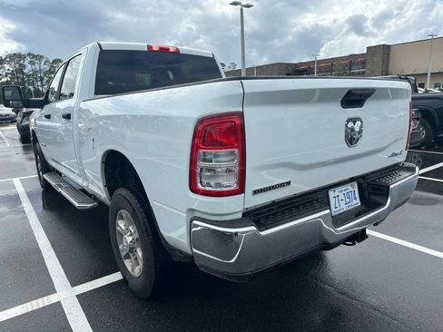 Used 2024 RAM 2500 Big Horn AWD/4WD image 3