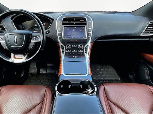 Used 2020 Lincoln Nautilus Reserve w/ Equipment Group 201A image 16