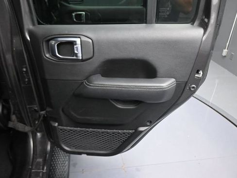 Used 2023 Jeep Wrangler Unlimited Sahara w/ Cold Weather Group AWD/4WD image 23