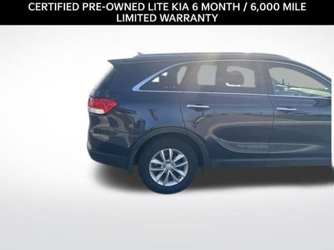 Used 2018 Kia Sorento AWD image 7