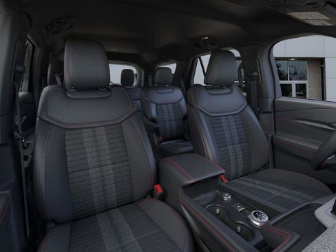 New 2026 Ford Explorer ST-Line image 10