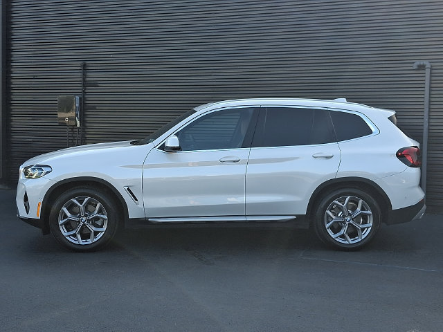 Used 2024 BMW X3 xDrive30i w/ Premium Package AWD/4WD image 2