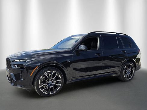 Certified 2025 BMW X7 xDrive40i w/ M Sport Package AWD/4WD image 3
