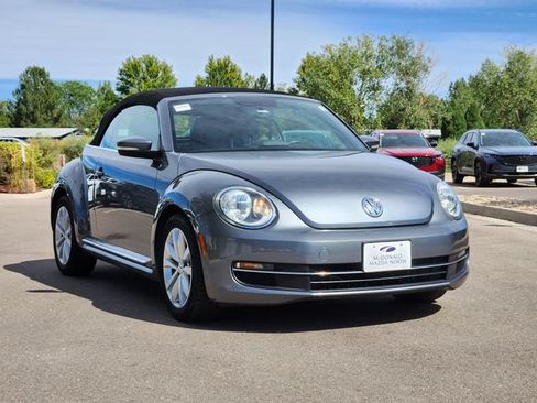 Used 2013 Volkswagen Beetle TDI FWD image 9