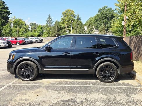 Used 2024 Kia Telluride SX Prestige AWD/4WD image 2