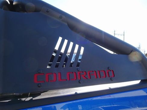 Used 2018 Chevrolet Colorado ZR2 image 41