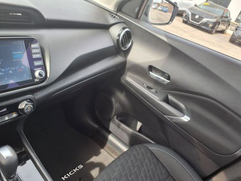 Used 2022 Nissan Kicks SV w/ Interior Electronics Package image 20