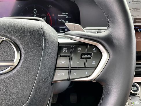 Used 2024 Lexus GX 550 w/ Accessory Package (2T) AWD/4WD image 25
