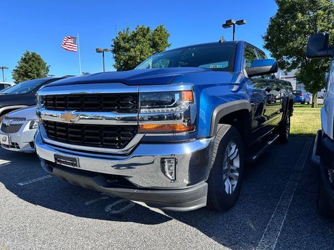 Used 2016 Chevrolet Silverado 1500 LT w/ All Star Edition AWD/4WD image 2