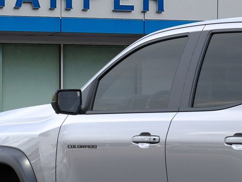 New 2026 Chevrolet Colorado ZR2 w/ Technology Package AWD/4WD image 12