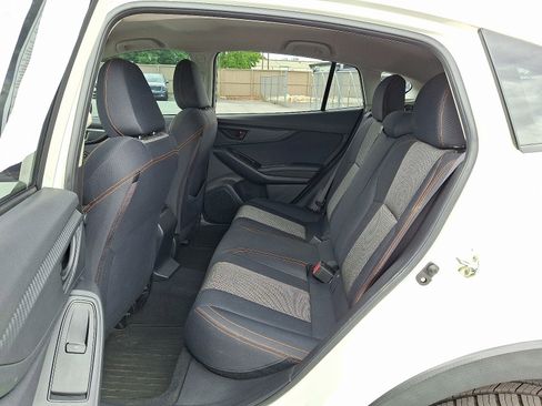 Used 2018 Subaru Crosstrek 2.0i Premium AWD/4WD image 12