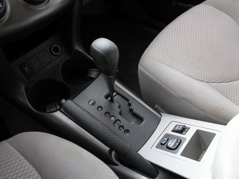 Used 2012 Toyota RAV4 4WD image 12