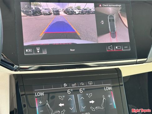 Used 2019 Audi e-tron Premium Plus AWD/4WD image 28