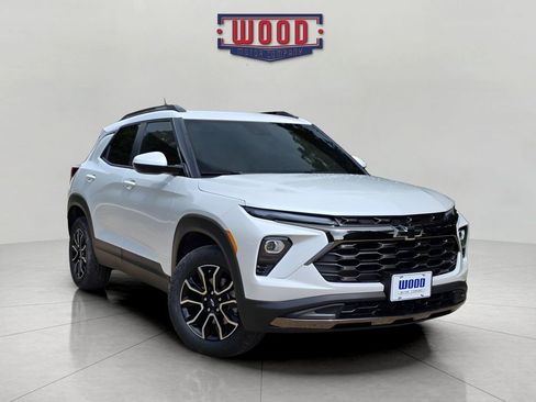 New 2026 Chevrolet TrailBlazer ACTIV AWD/4WD image 1