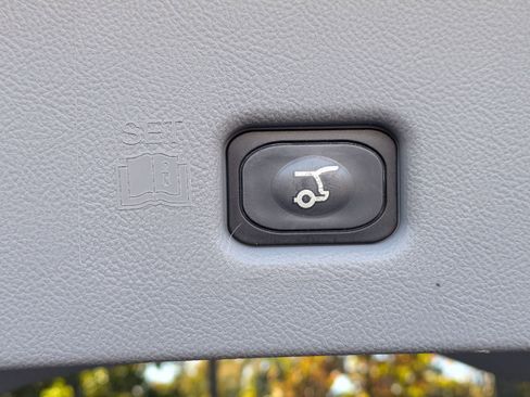 Used 2021 Lincoln Nautilus Reserve image 33