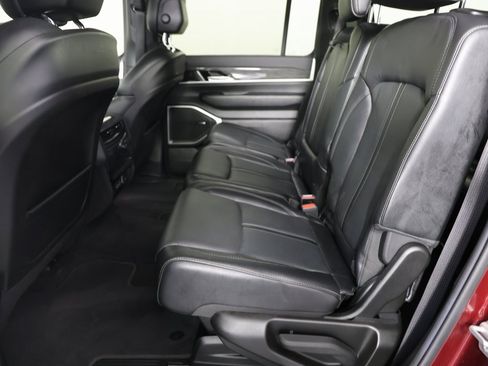 Used 2022 Jeep Wagoneer Series II image 11