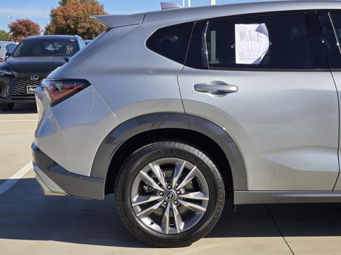 Certified 2025 Acura ADX AWD image 13