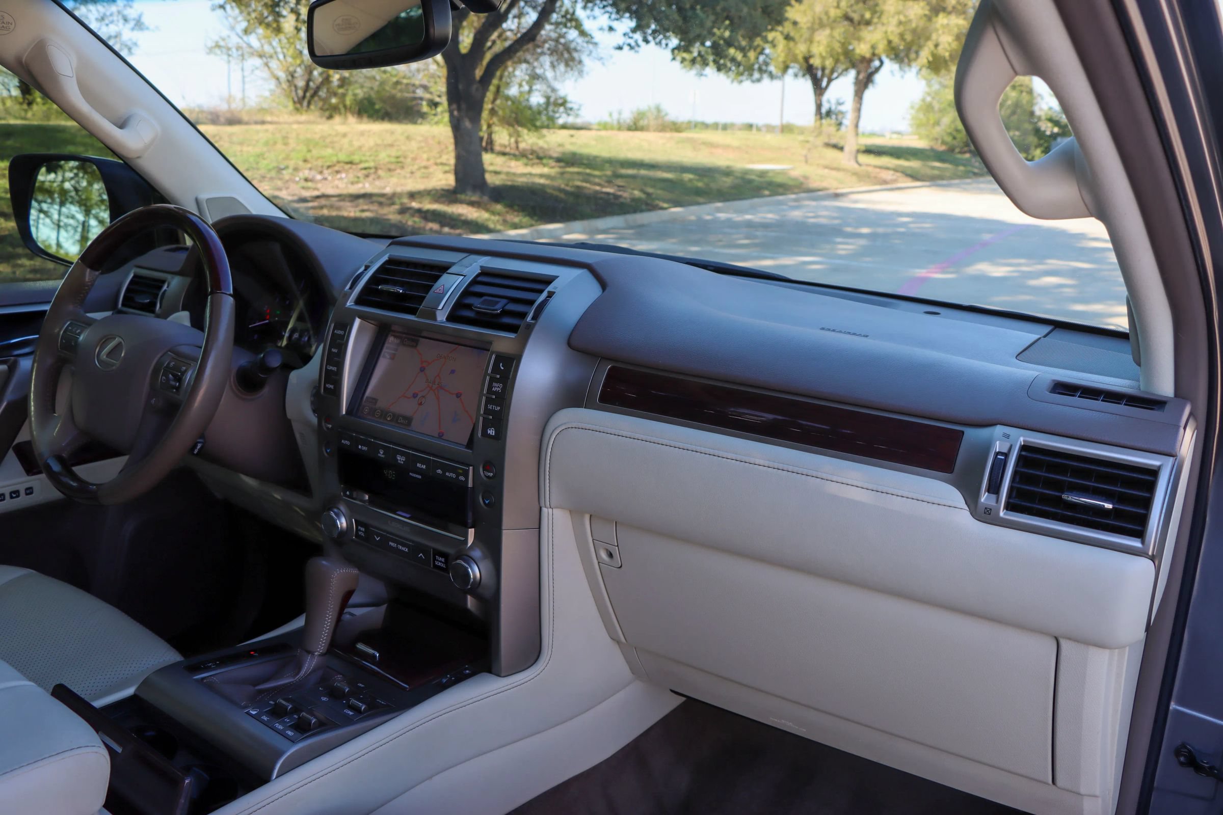 Used 2015 Lexus GX 460 Luxury AWD/4WD image 27