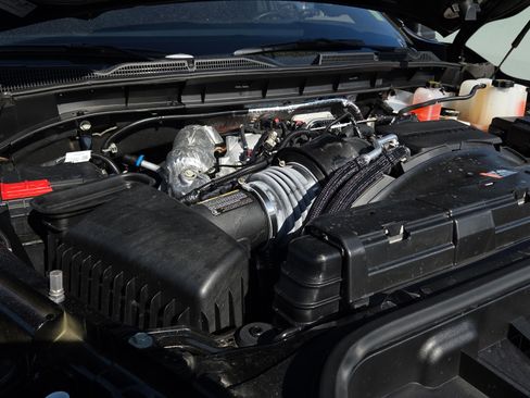 Used 2025 GMC Sierra 2500 Denali Ultimate image 21