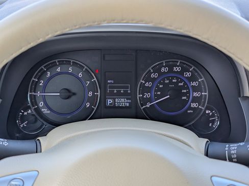 Used 2017 INFINITI QX70 AWD image 12